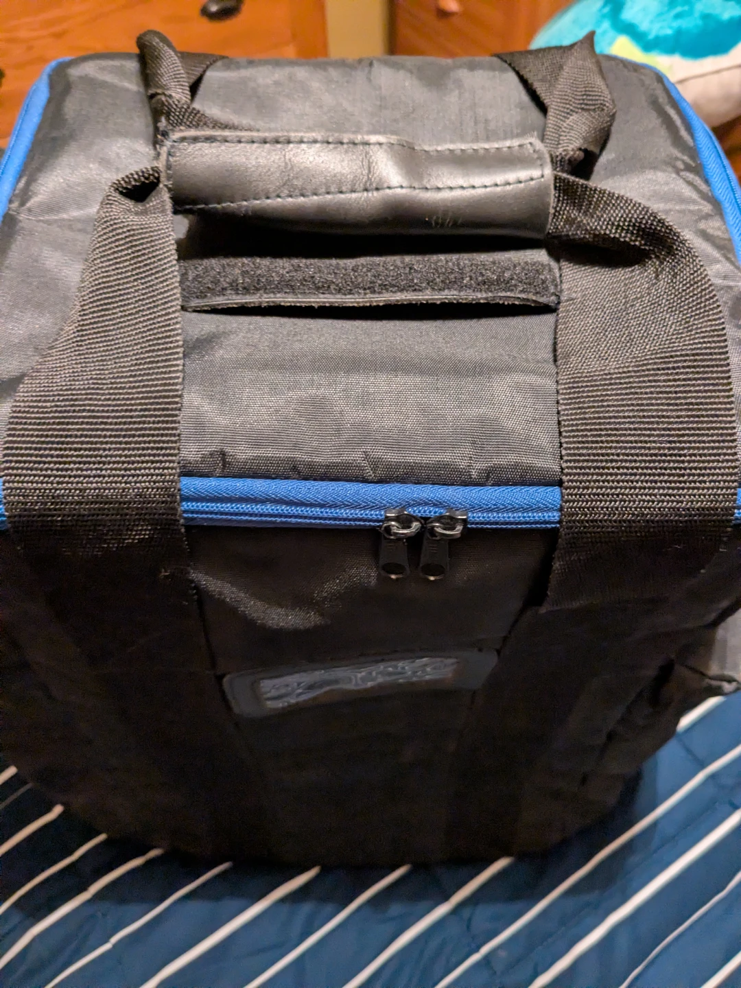 Black Travel Tote Duffel Carry-On Bag 18 x 12 x 12 - photo 2
