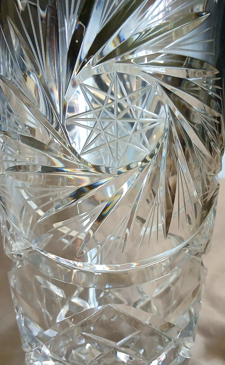 Clear Cut Crystal Flower Vase - photo 3