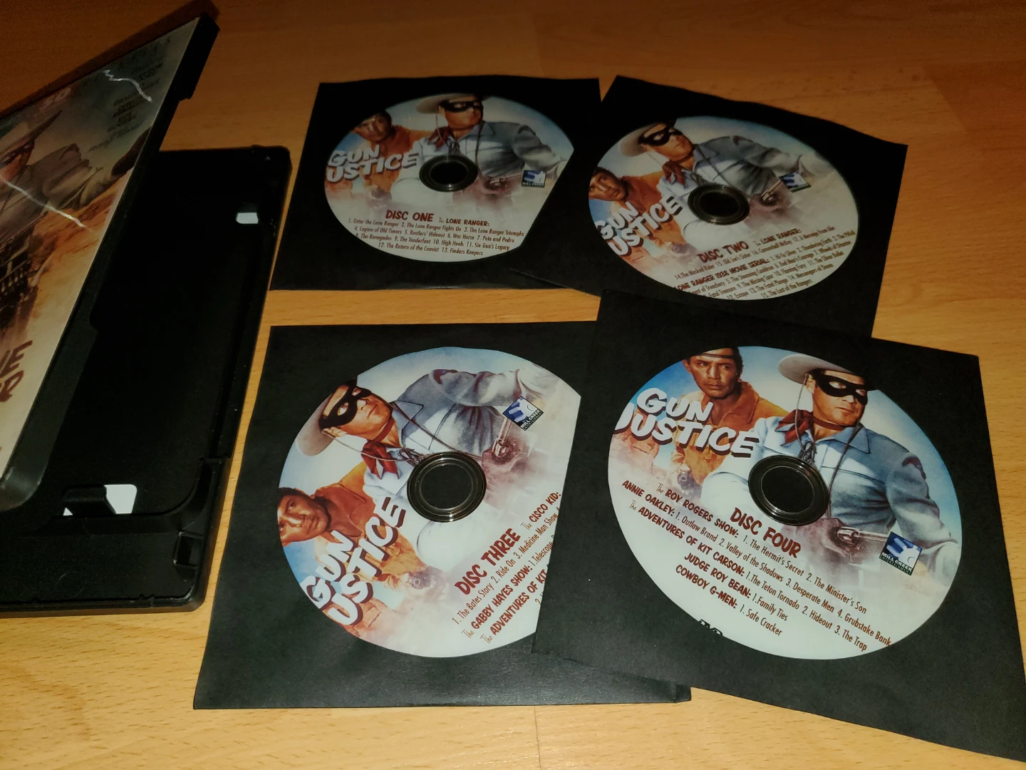 (4-Discs) Gun Justice Featuring The Lone Ranger - photo 2