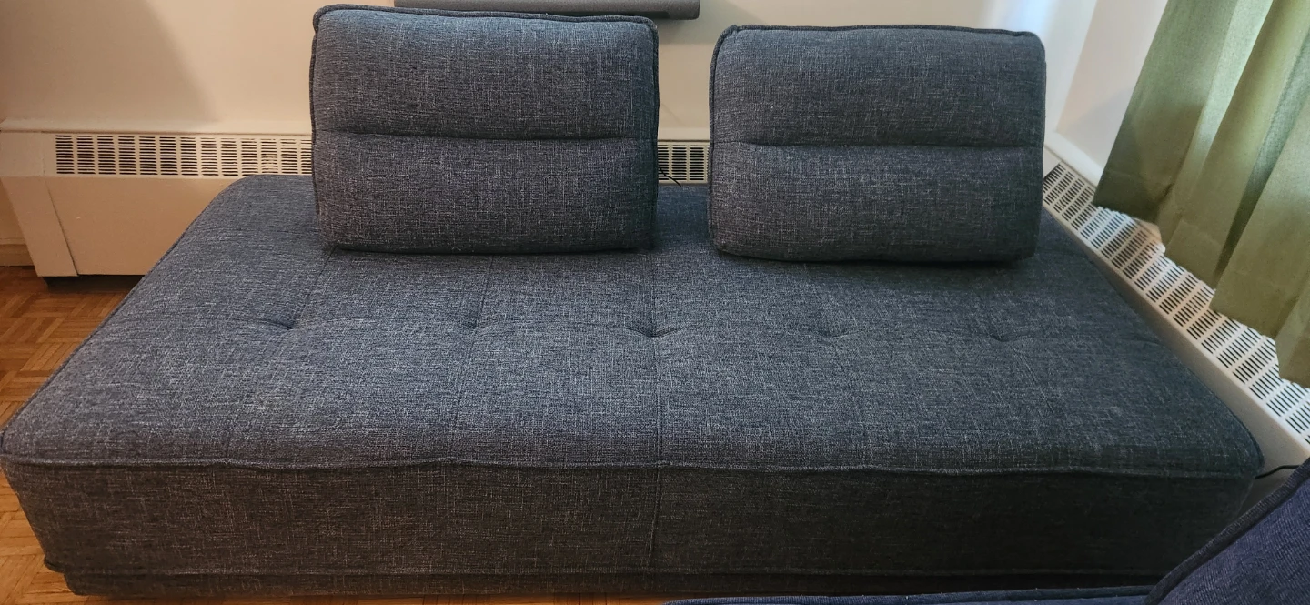 Structube Chameleon Sofa