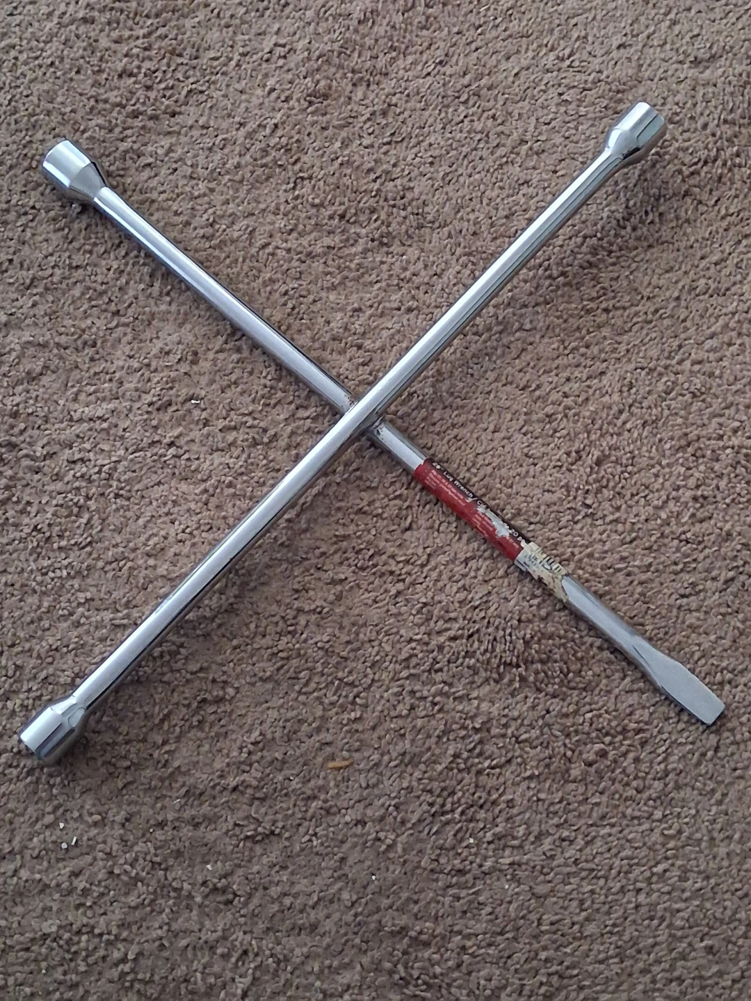 20 inch Chrome Lug Wrench - photo 2