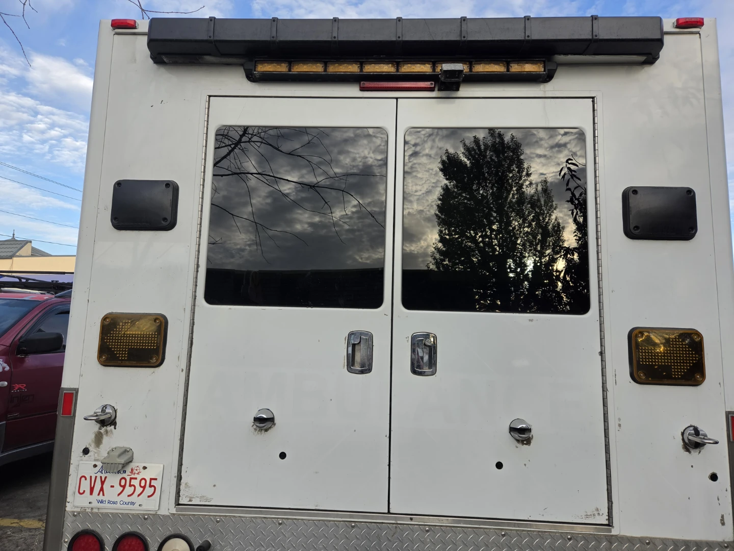 Chevrolet Ambulance Vehicle - photo 4