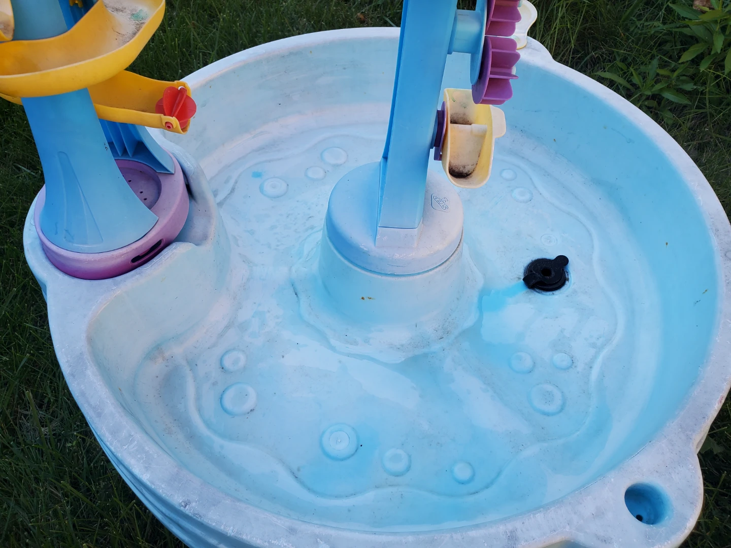 Step2 Water Table - photo 4