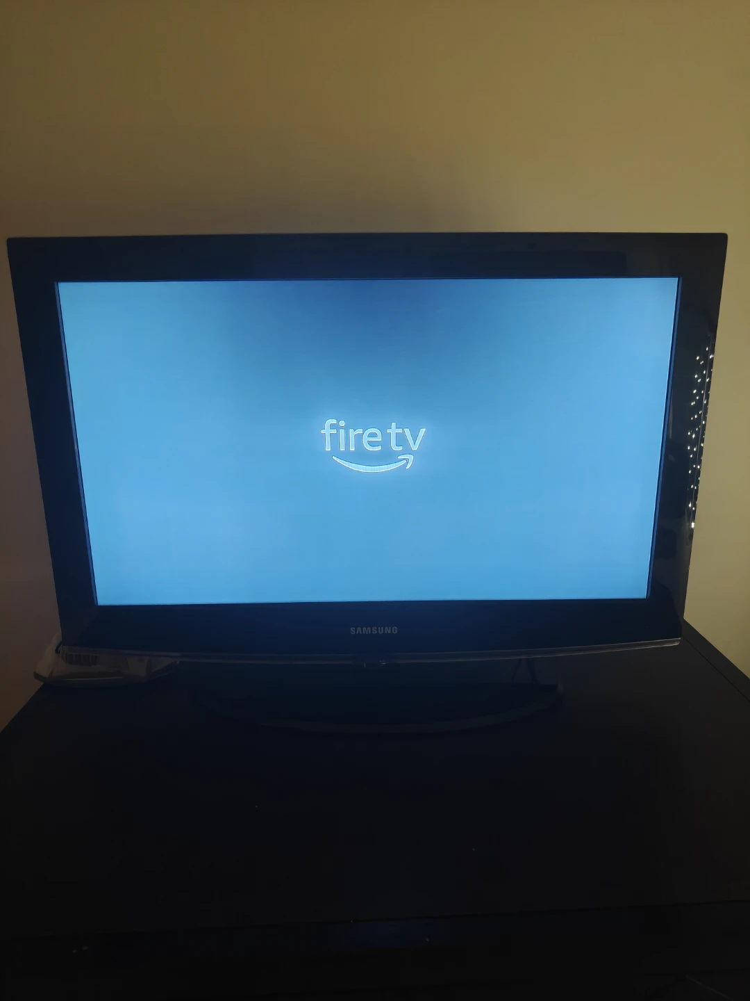 Samsung 32" LCD TV – Great Working Condition - photo 3