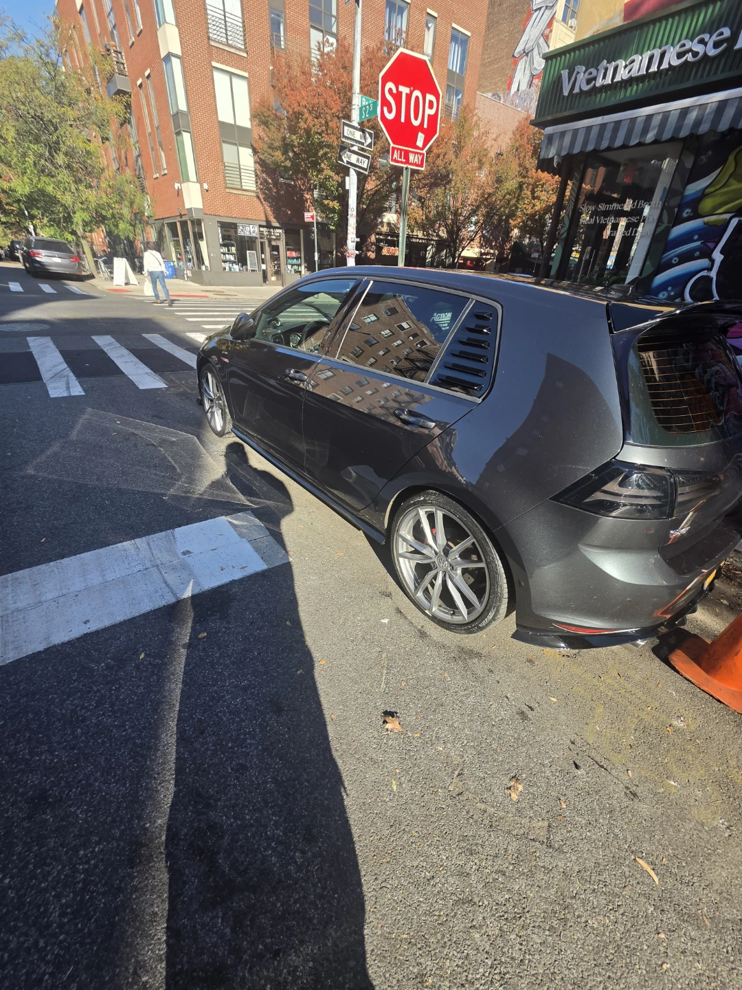 2016 Volkswagen gti autoban. - photo 2