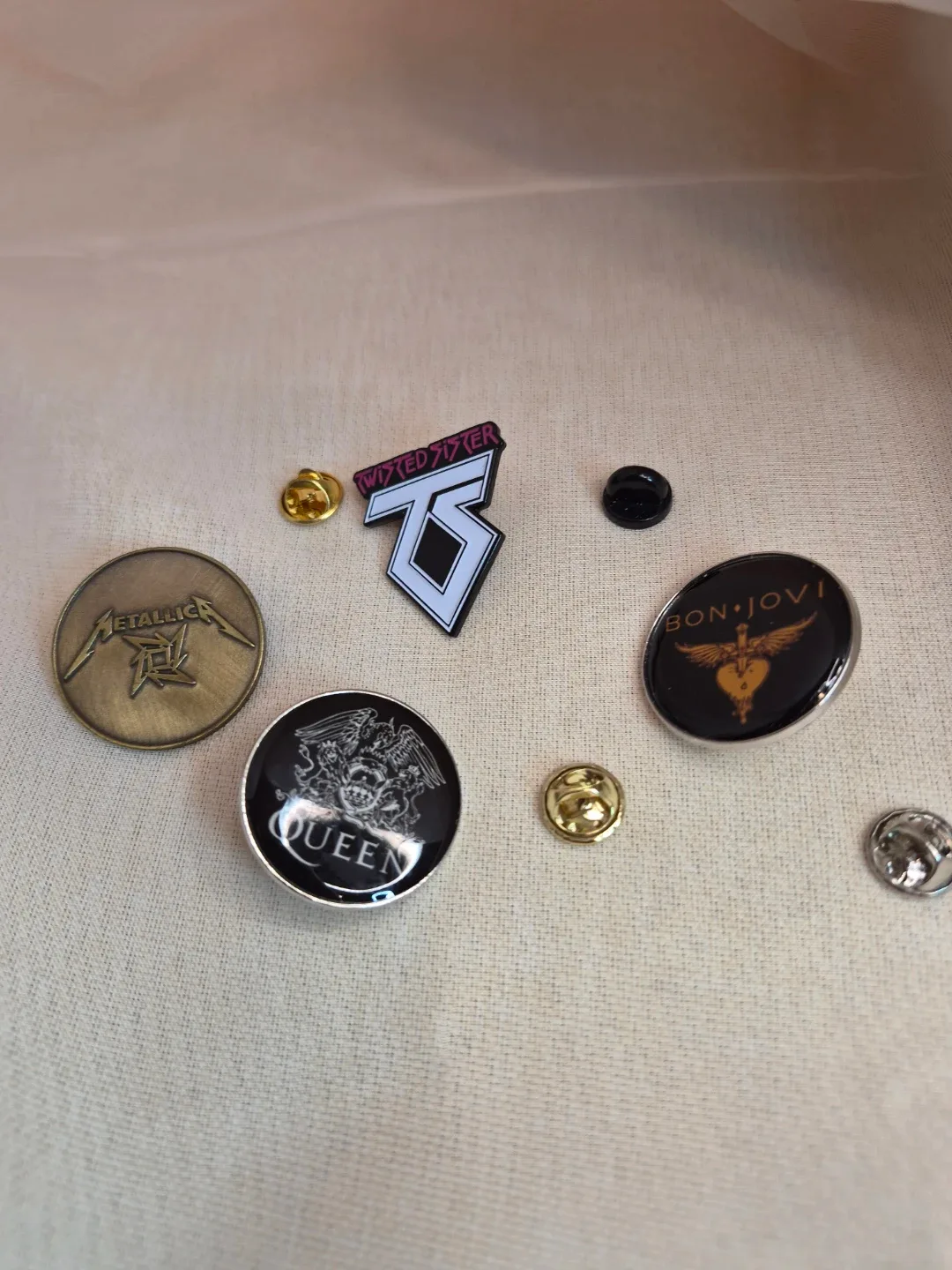 Collectible Band Lapal Hat Pins - photo 4