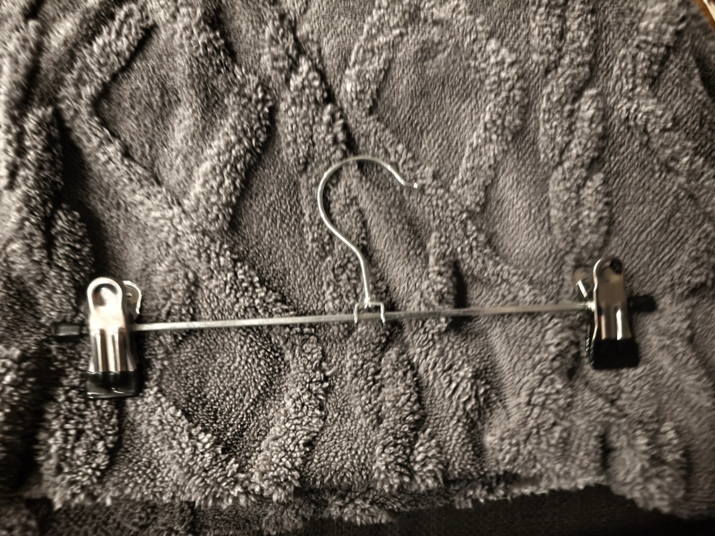 38 Metal Skirt and Pant Hangers - photo 2