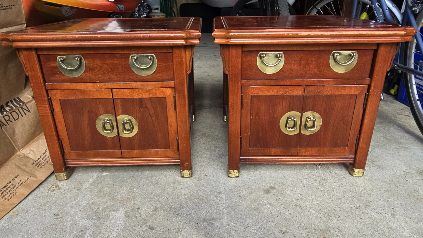 Pair of Kroehler Canada wooden nightstands