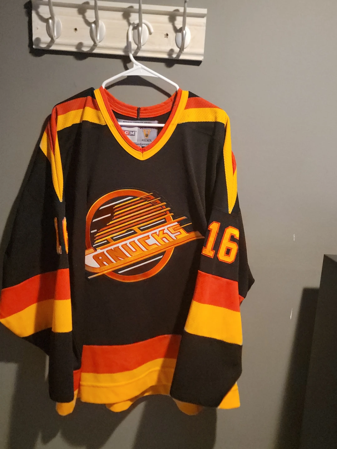 CCM Vancouver Canucks Trevor Linden Jersey