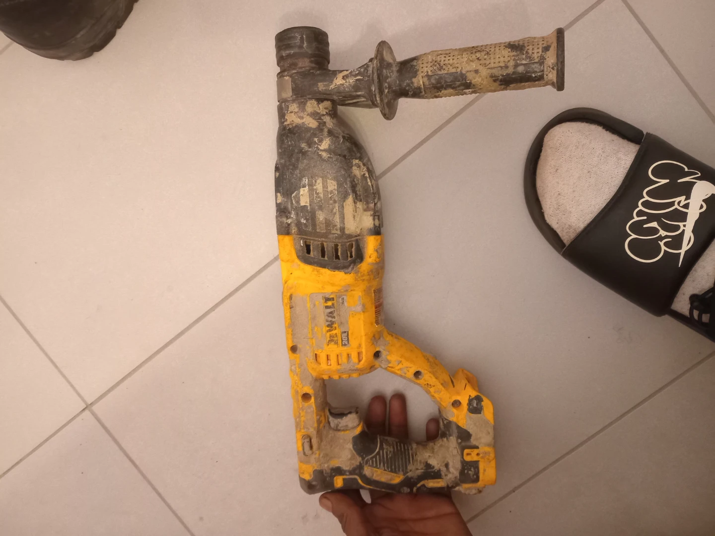 DEWALT 20V MAX Rotary Hammer, - photo 2