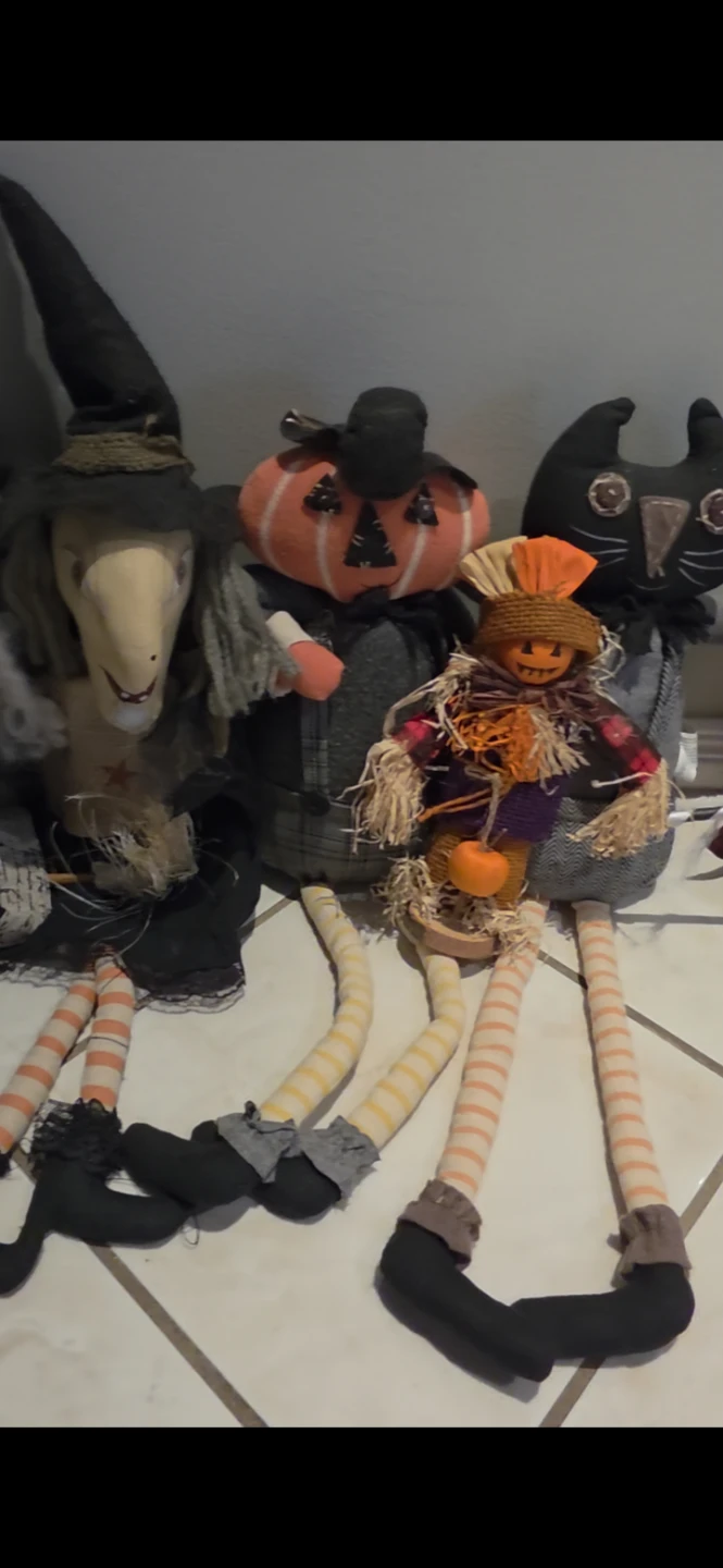Like New Halloween dolls - photo 2