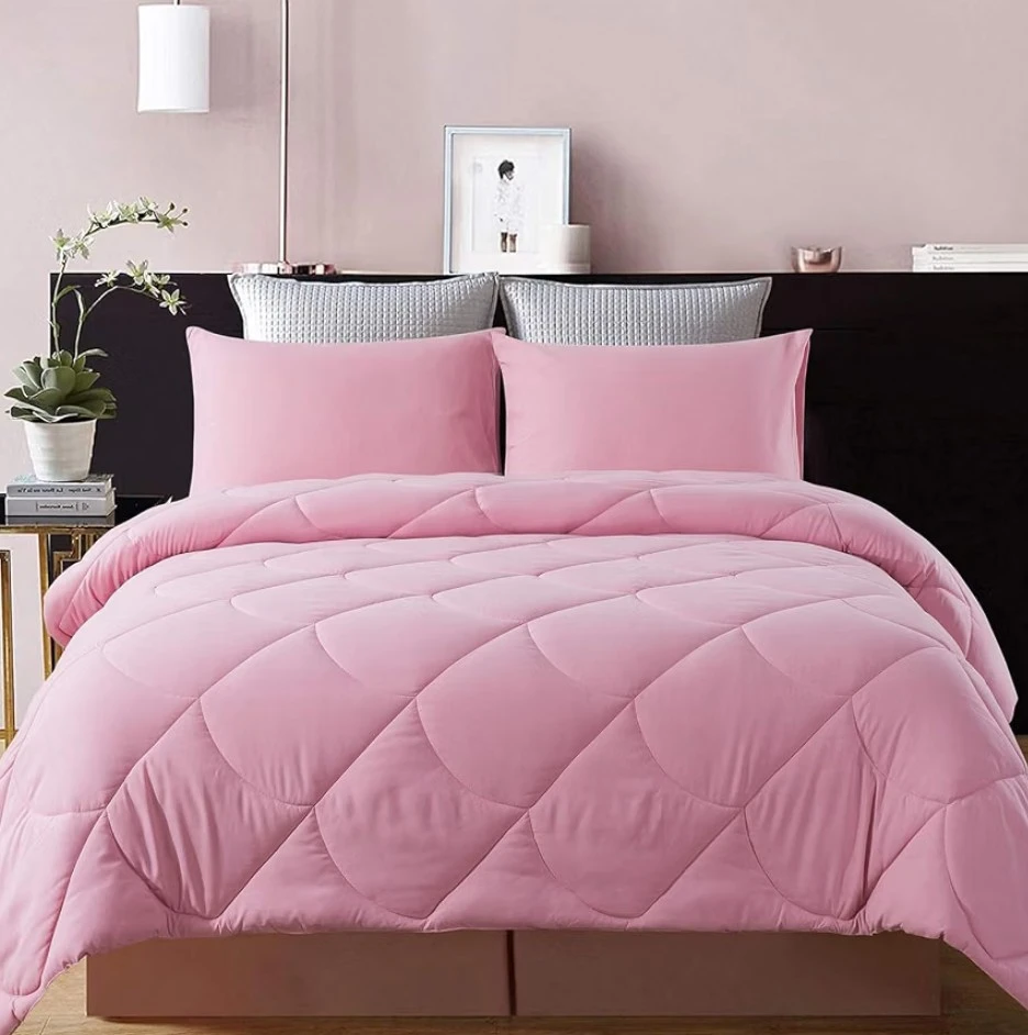Queen Size Quilted Comforter Set (Pink)