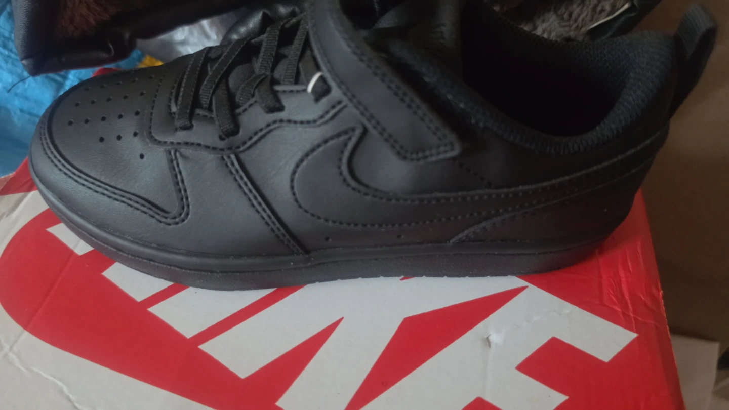 Nike Black Sneakers
