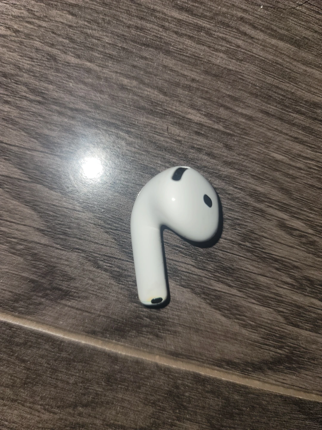 Apple AirPods 4 Left Earbud (ANC)