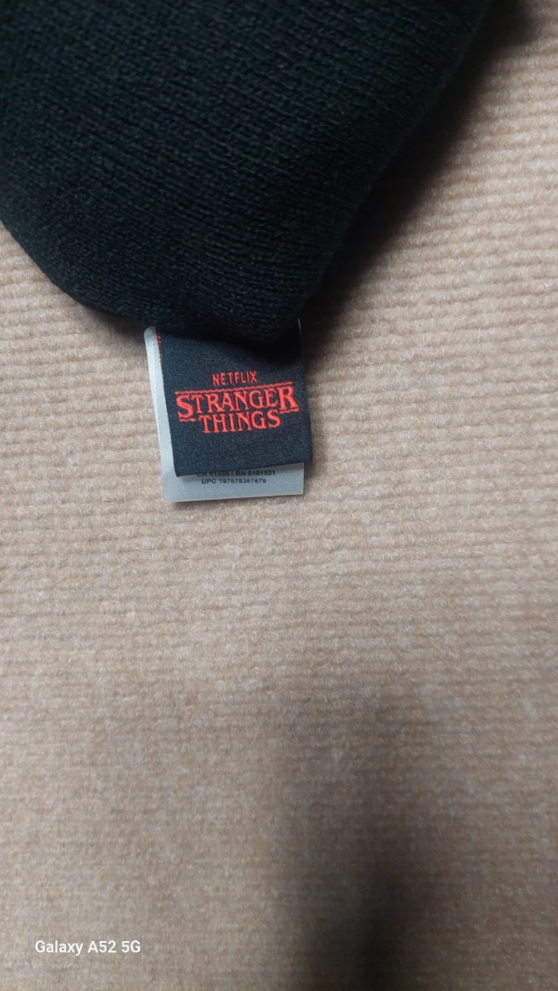 Stranger Things Flame Beanie - photo 3