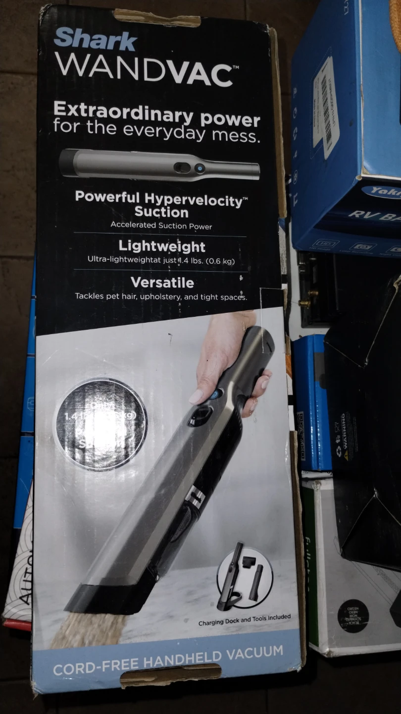 Brand New Shark WANDVAC Cordless Handheld Vacuum (WV200C)