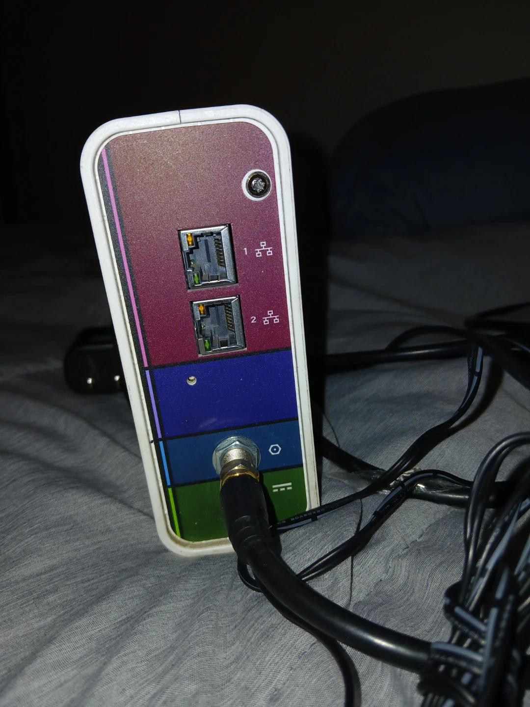 Arris Surfboard SBG6700-AC Modem and Router - photo 3