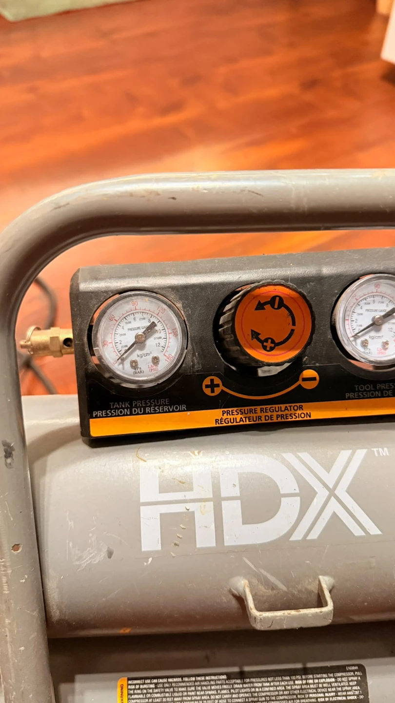 HDX 2-Gallon Air Compressor - photo 2