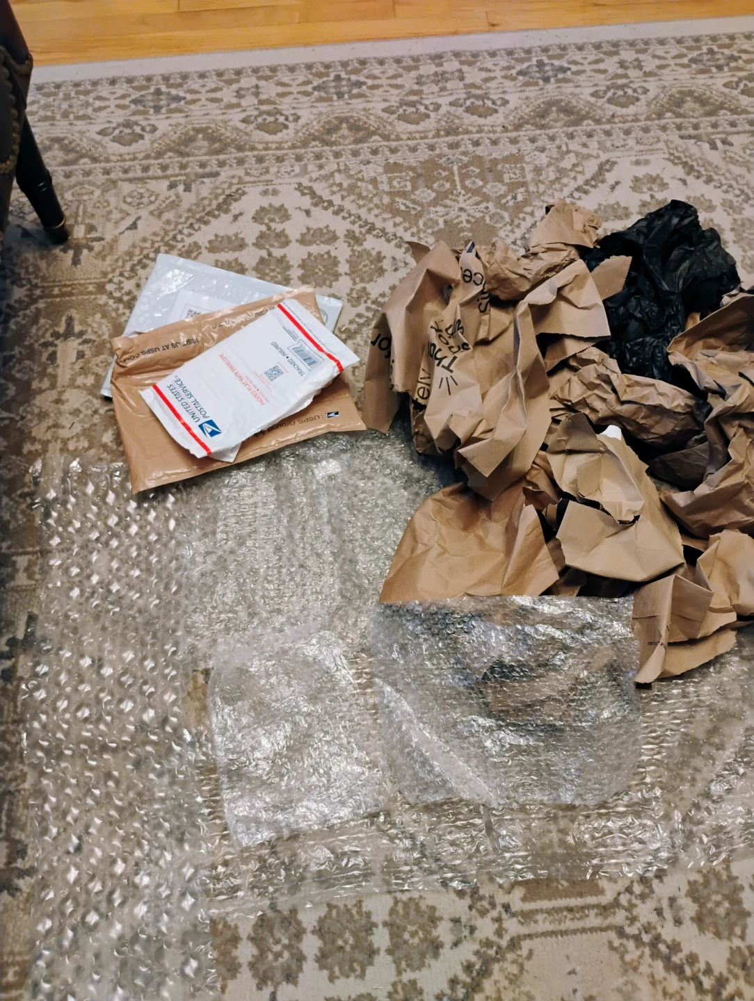 Free boxes, box fillers & bubble wrap... - photo 2
