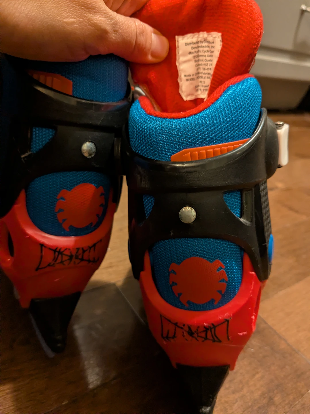 Marvel Spider-Man Adjustable Ice Skates - photo 5
