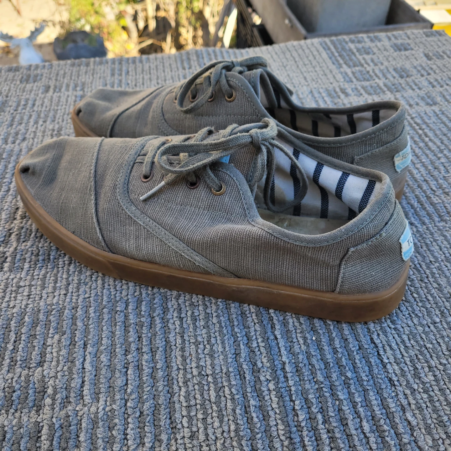 TOMS Grey Canvas Lace-Up Shoes Men's Size 11