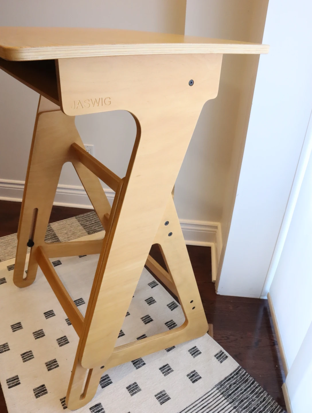 Jaswig StandUp height adjustable desk - photo 3