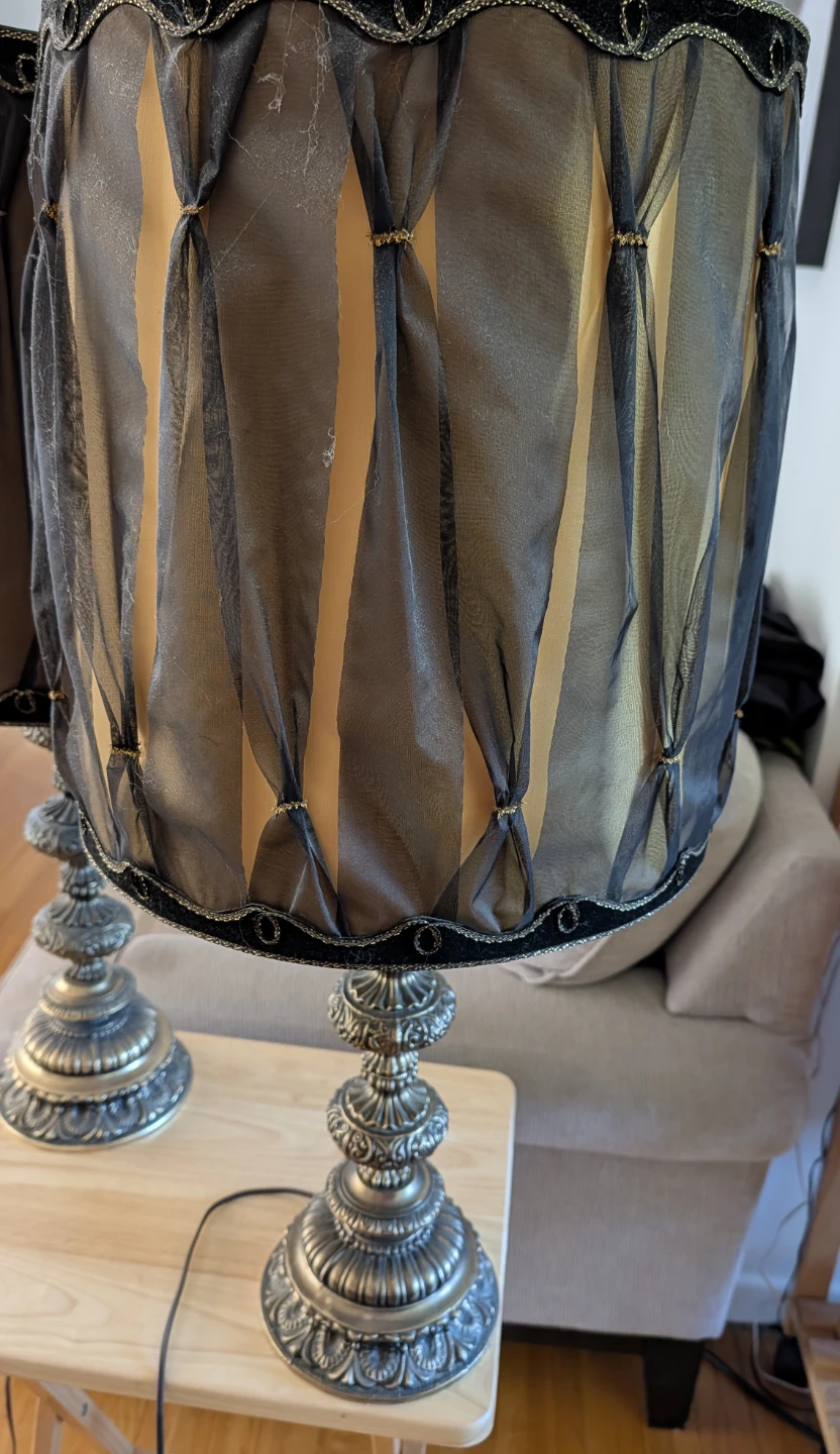Pair of Vintage Ornate Table Lamps with Black Mesh Shades - photo 4