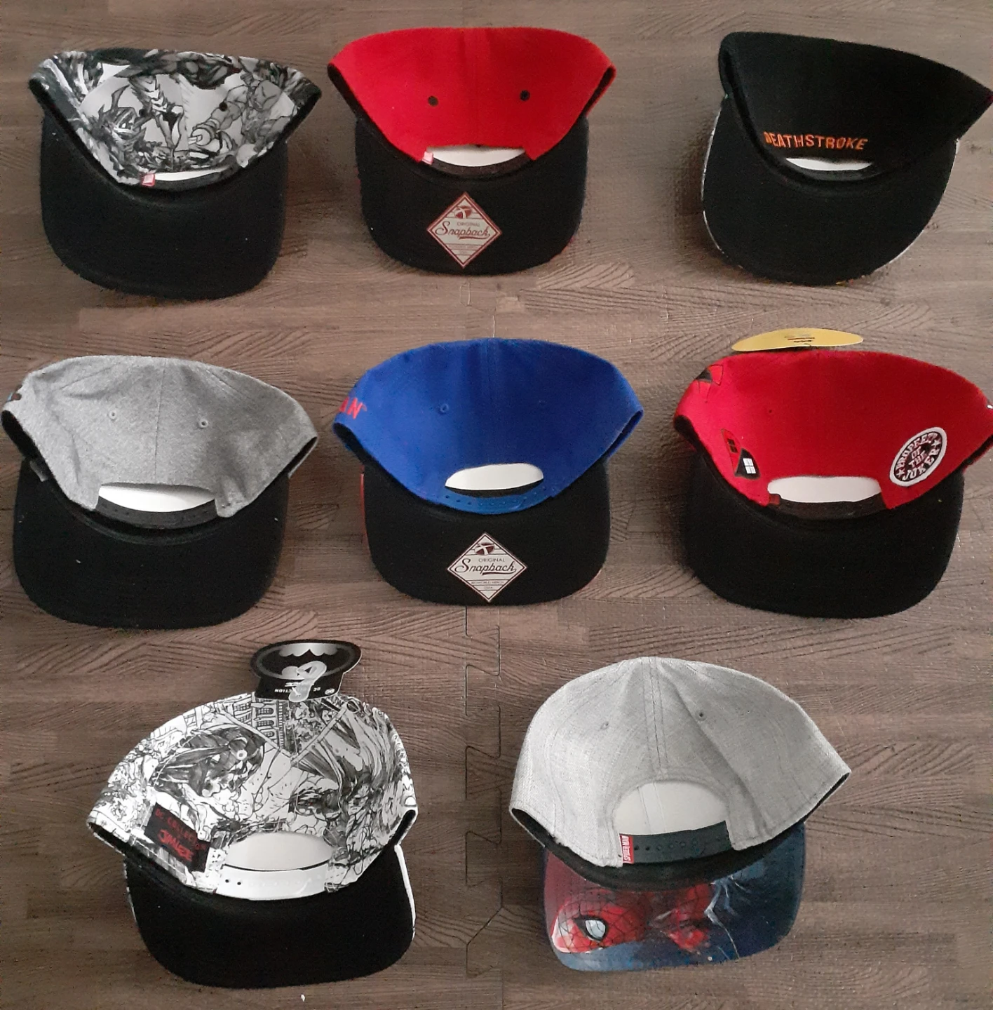 ALL FOR $30 or $5 each BRAND NEW Marvel and DC Snapback Caps - photo 2