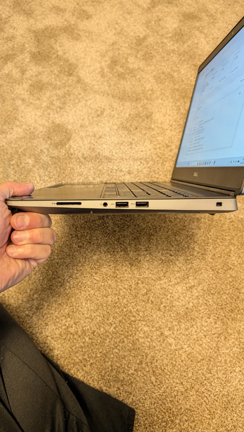 Dell Precision 7560 Laptop - photo 3