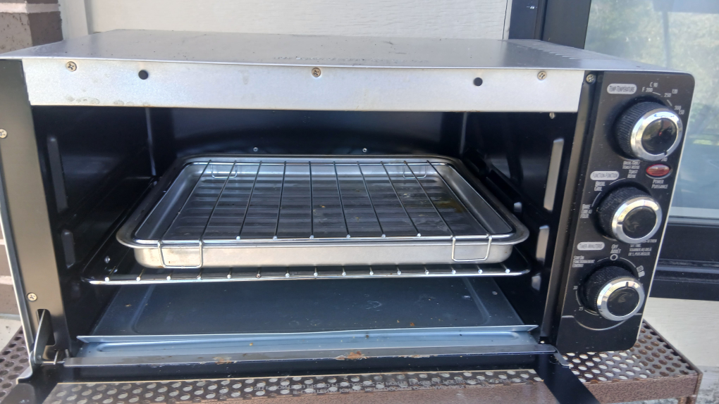 Hamilton Beach Toaster Oven - photo 2