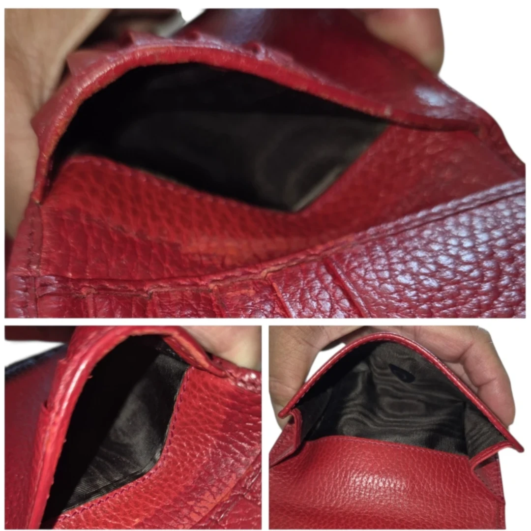 Gucci GG Interlock Red Leather Bifold Wallet - photo 4
