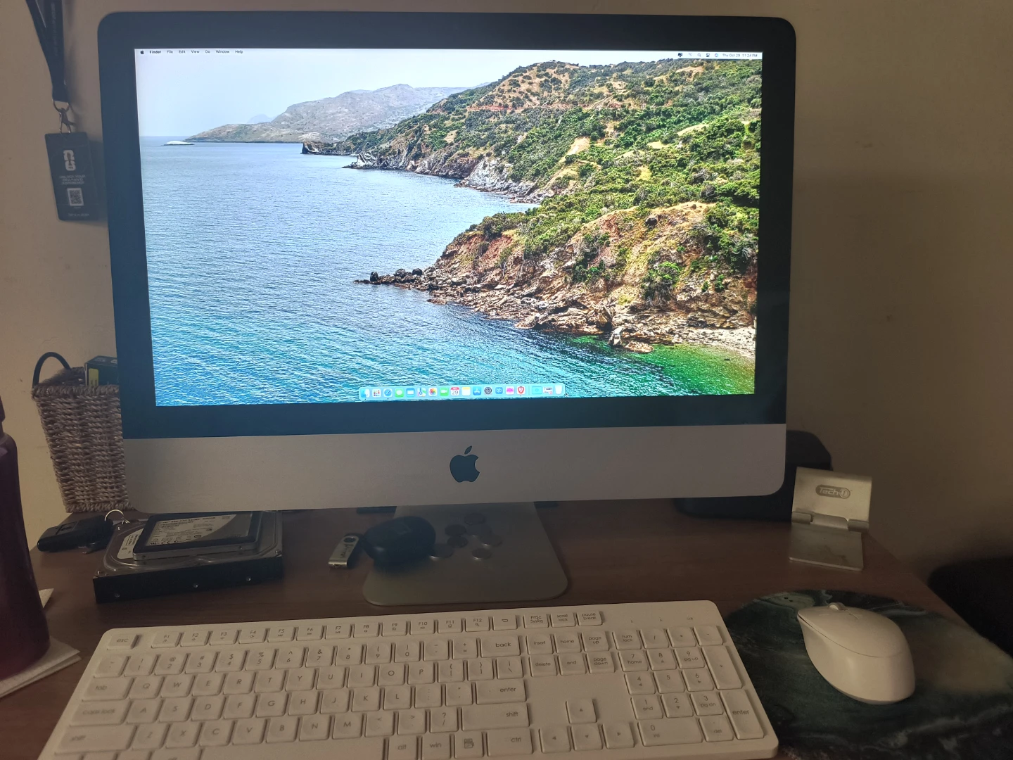 Imac 21.5" 2019 4k   , 1TB SSD, 32gb memory, Graphics 4gb