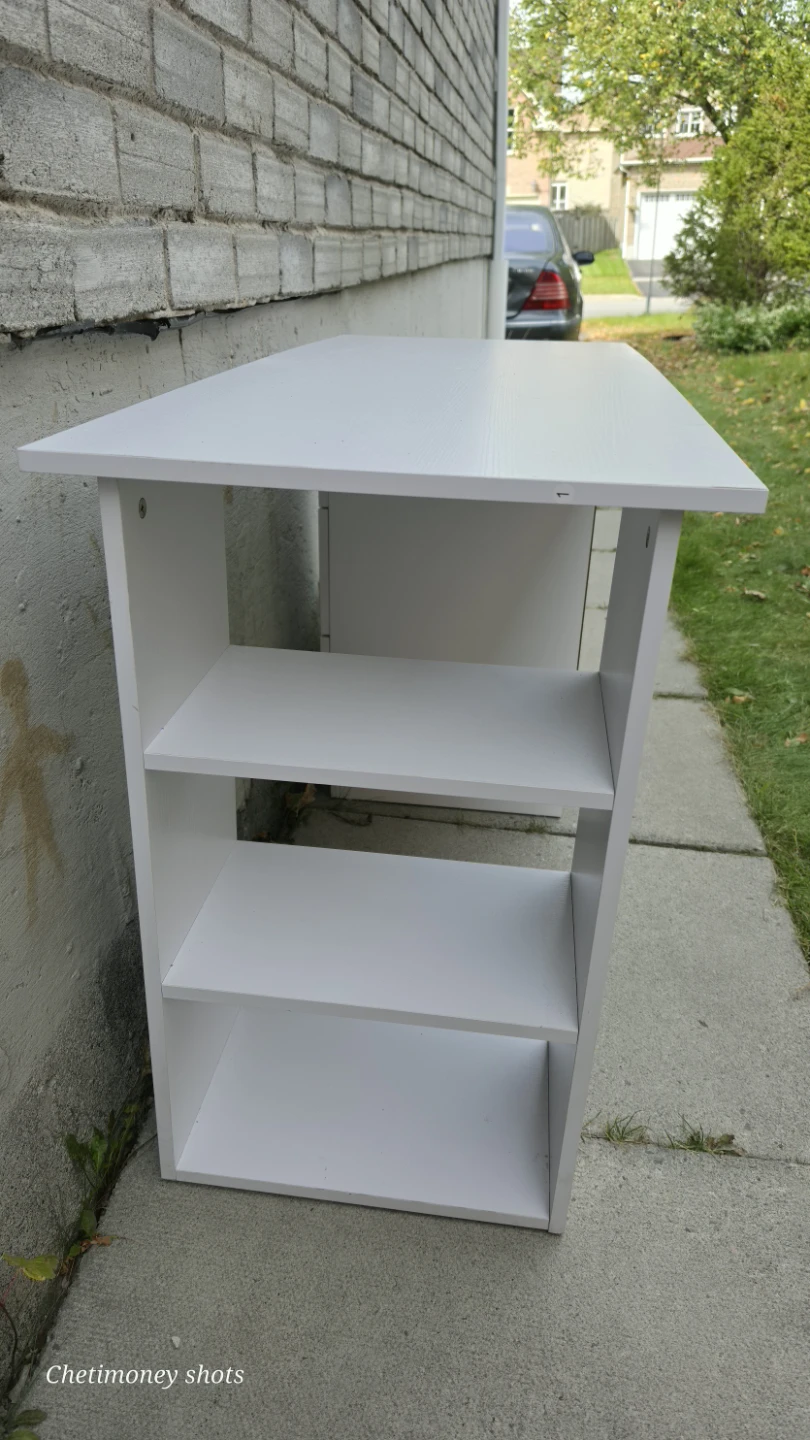 White Desk with Three Drawers - photo 3