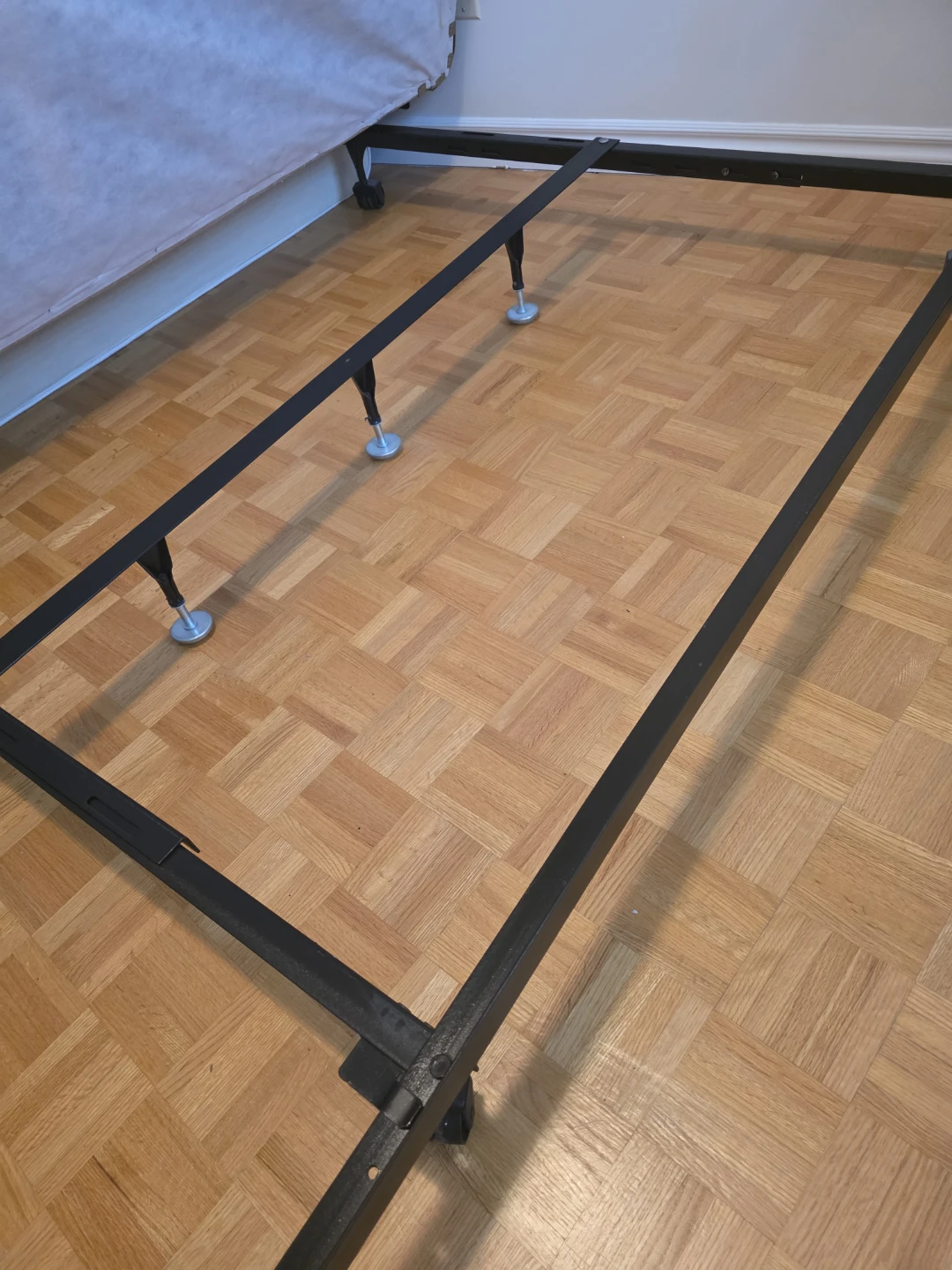 Metal Bed Frame - photo 2