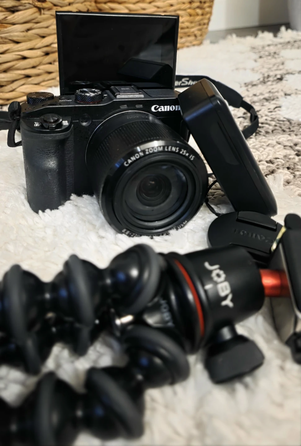 Canon PowerShot G3 X Digital Camera with Joby Tripod - photo 2