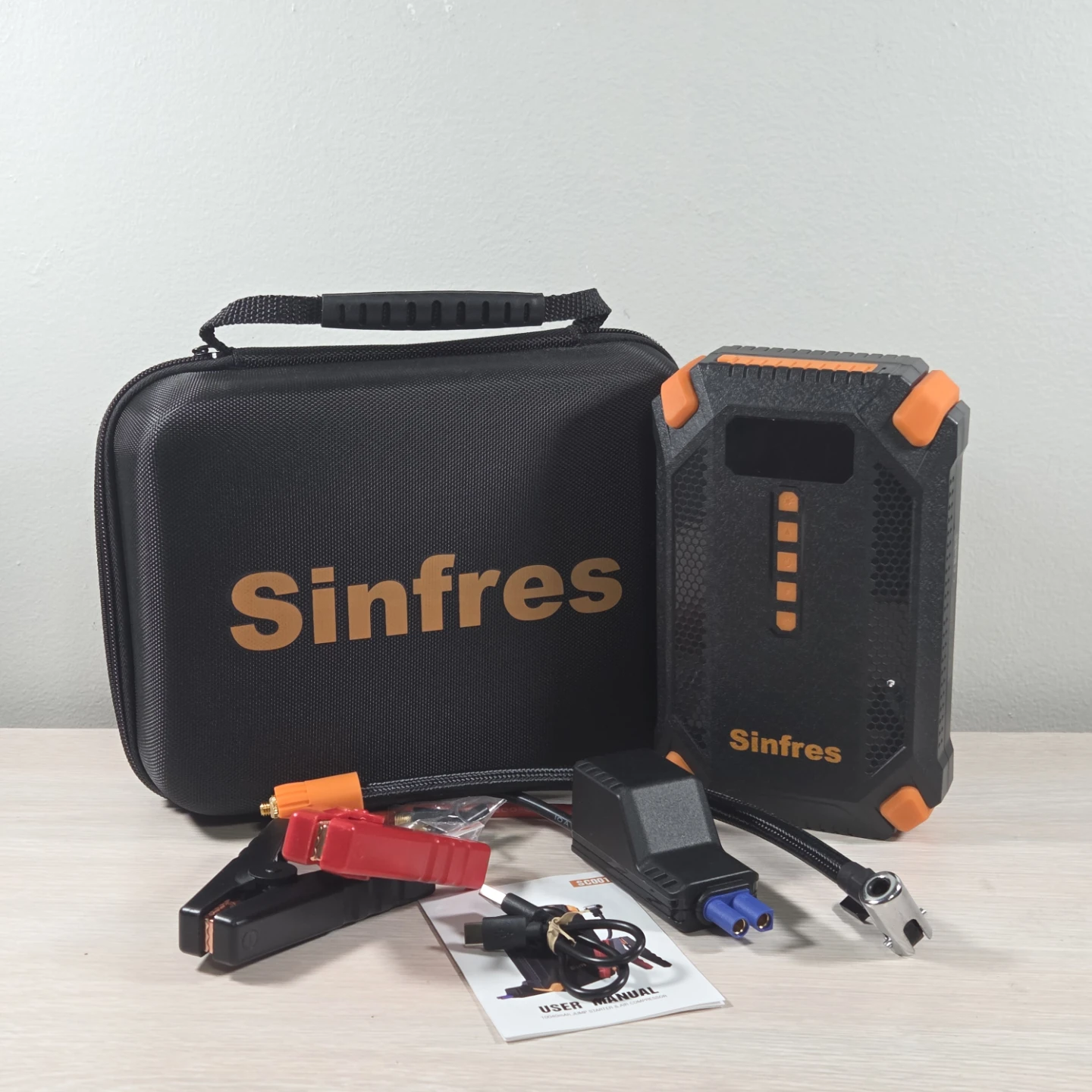 Sinfres Portable Jump Starter and Air Compressor - photo 2