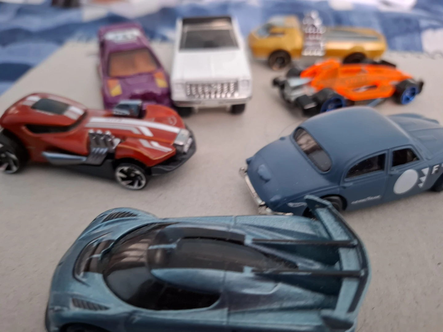 Set of 7 Hot Wheels Die-Cast Toy Cars - photo 4