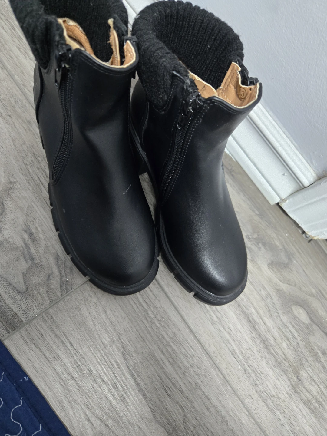 Black Ankle Boots Size 13 - photo 2