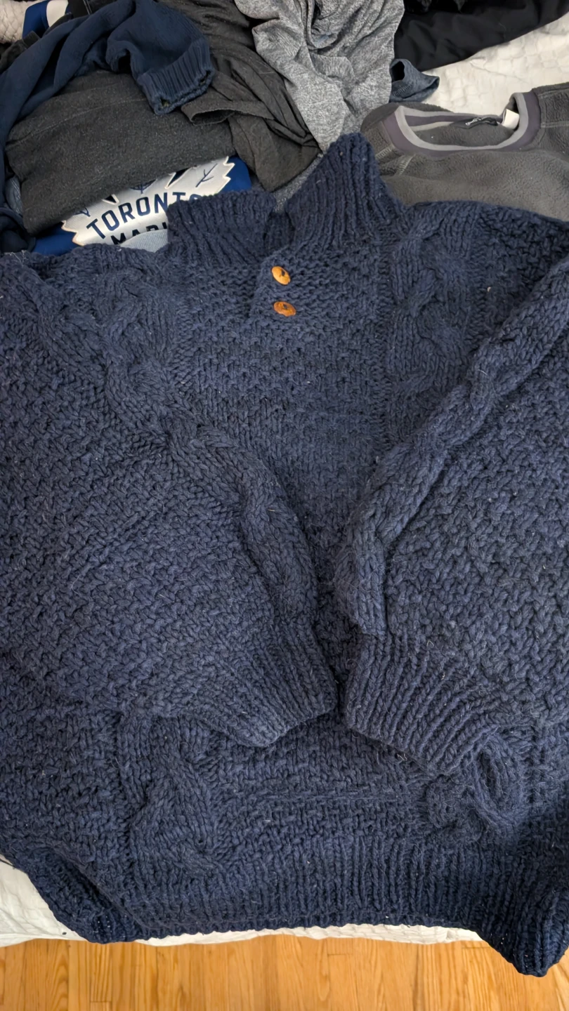 Vintage 1992-93 La Wear Navy Blue Wool Knit Sweater