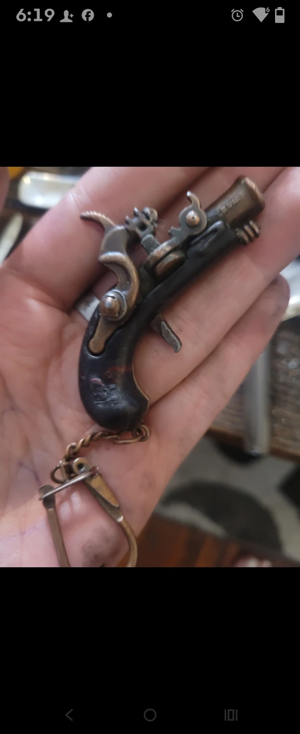 Vintage Miniature Flintlock Pistol Keychain
