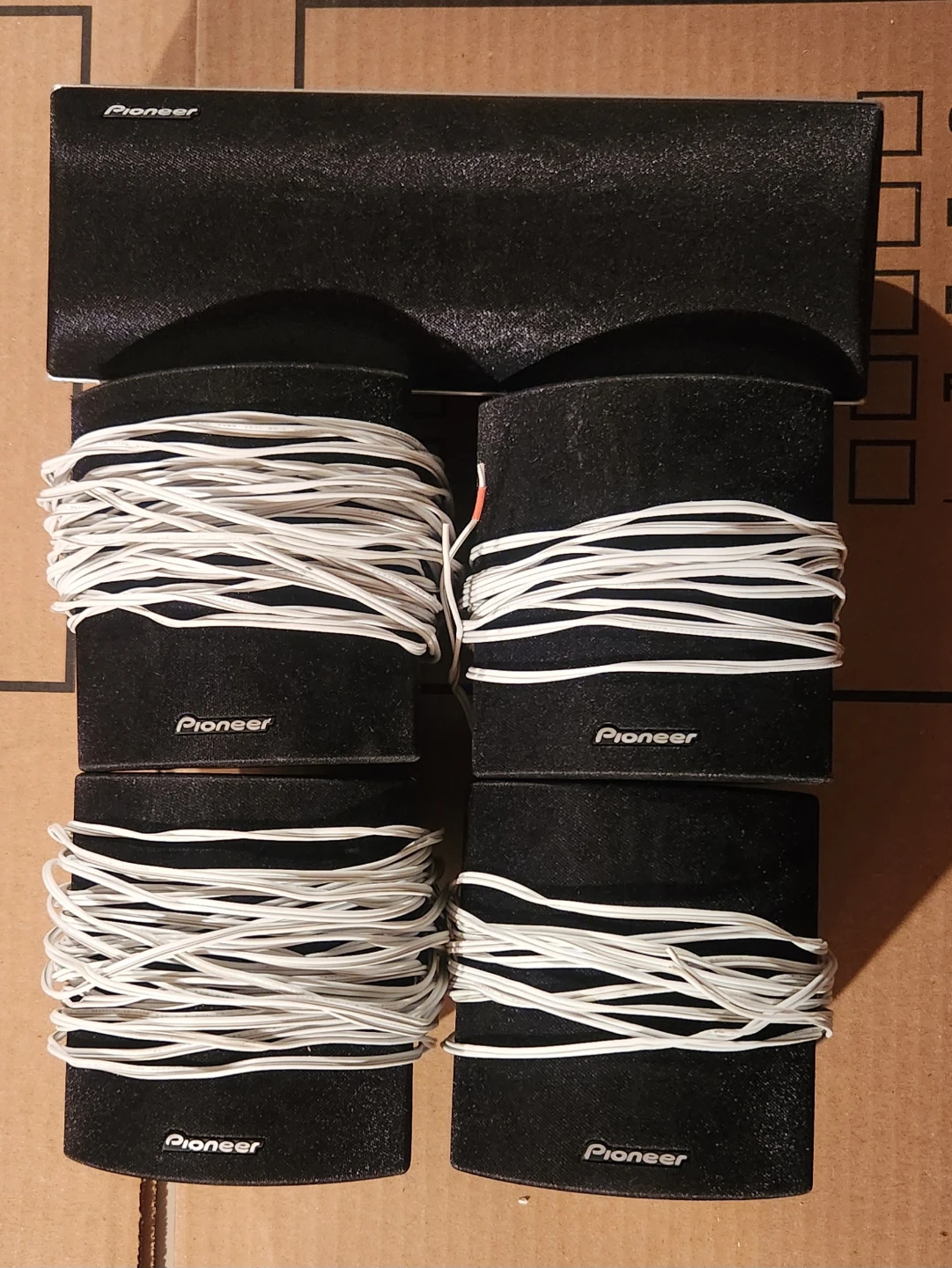 Pioneer S-FCRW2500 Surround Sound Speaker System