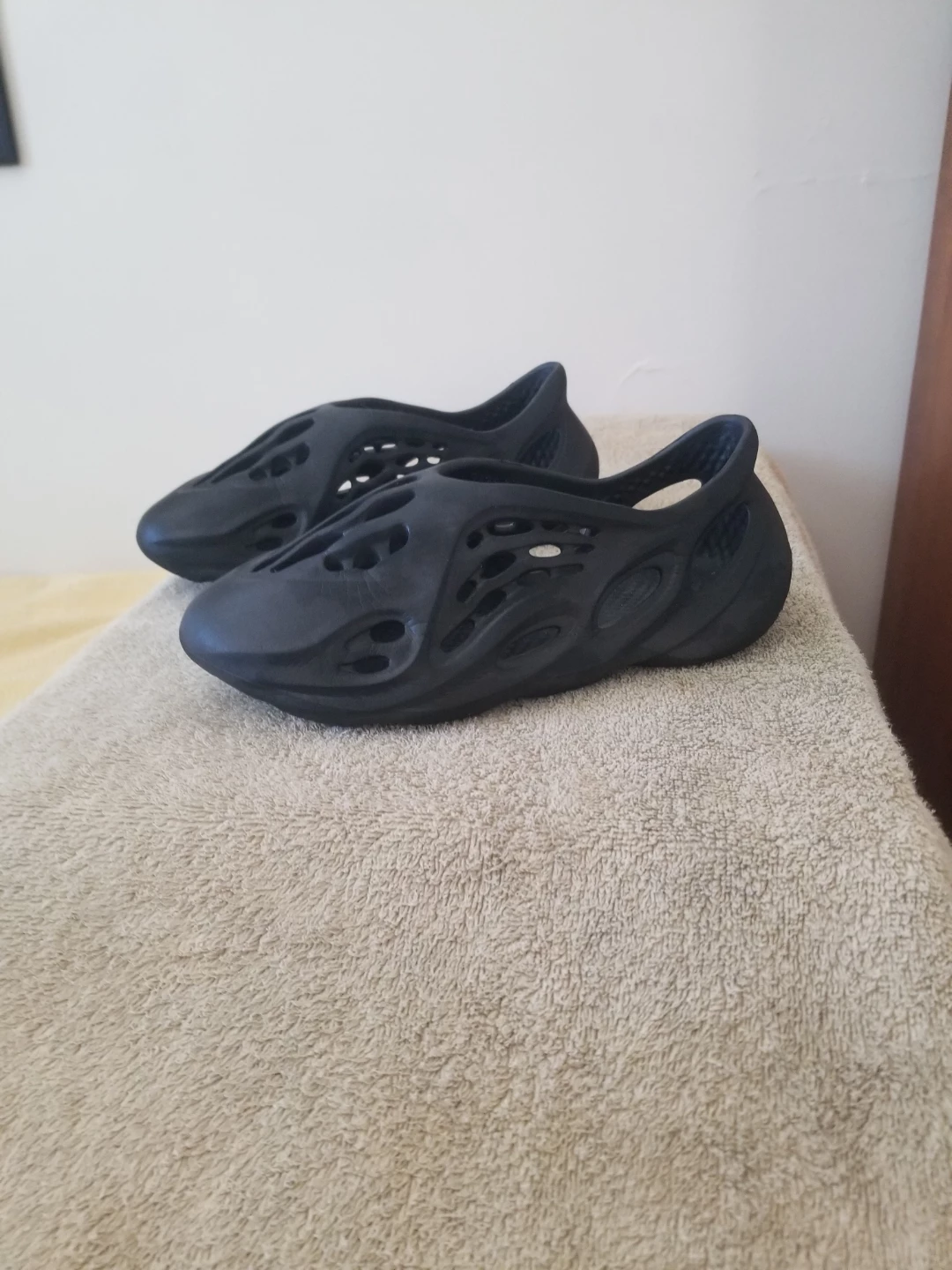 Adidas Yeezy Foam Runner Onyx - photo 2