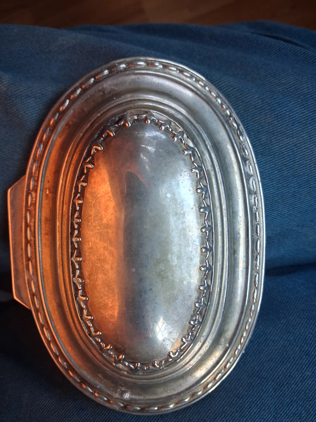 Vintage Oval Silver-Plated Trinket Box - photo 3
