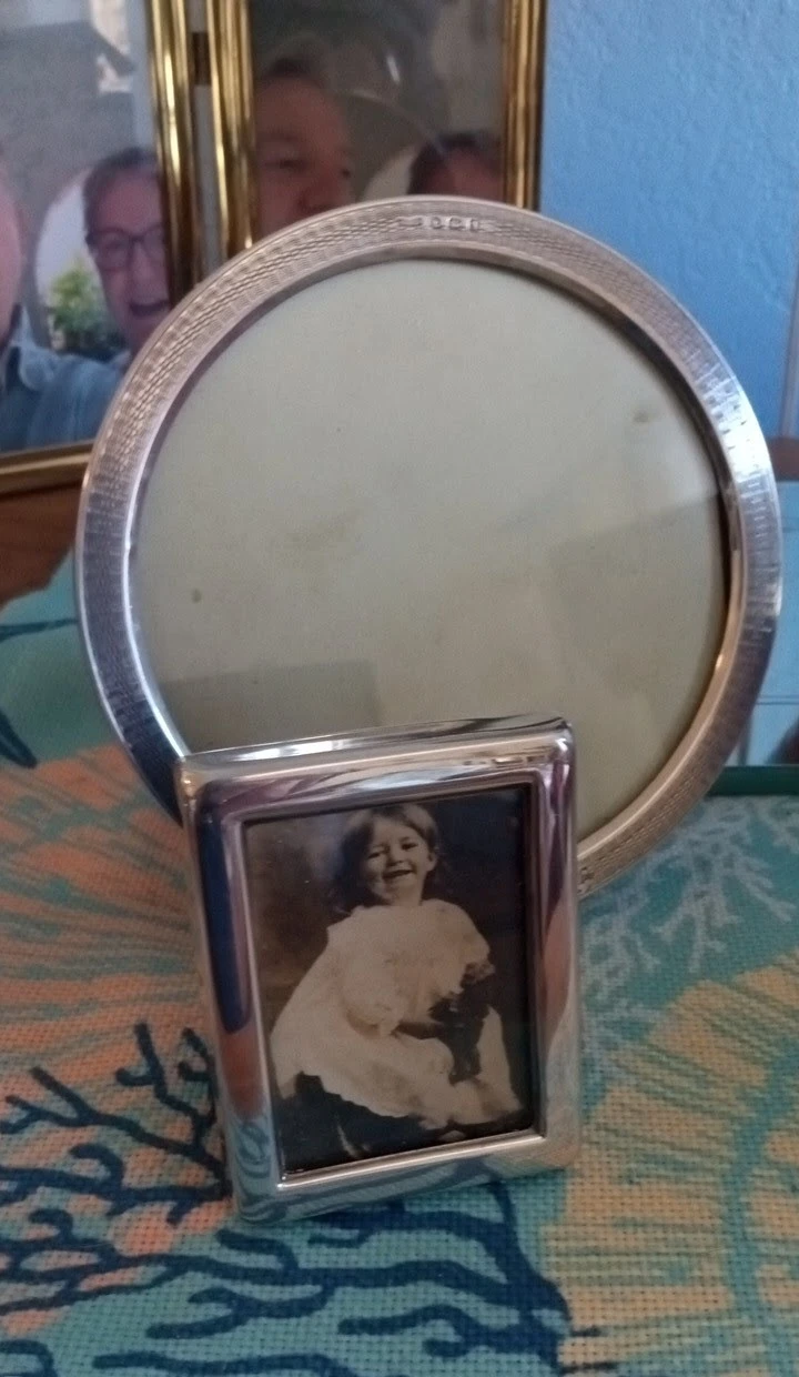 Vintage Round Silver Plated Photo Frame - photo 3