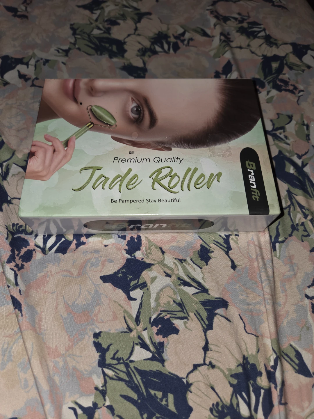 Branfit Gua-Sha Massage Tool & Jade Roller 2-Piece Skin Care Kit - photo 2
