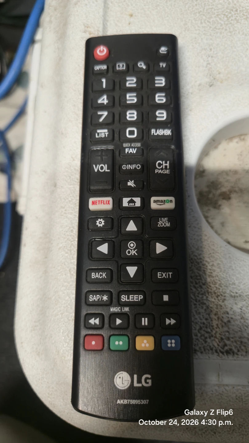 LG 43-inch LED Smart TV 43LJ5500 - photo 3