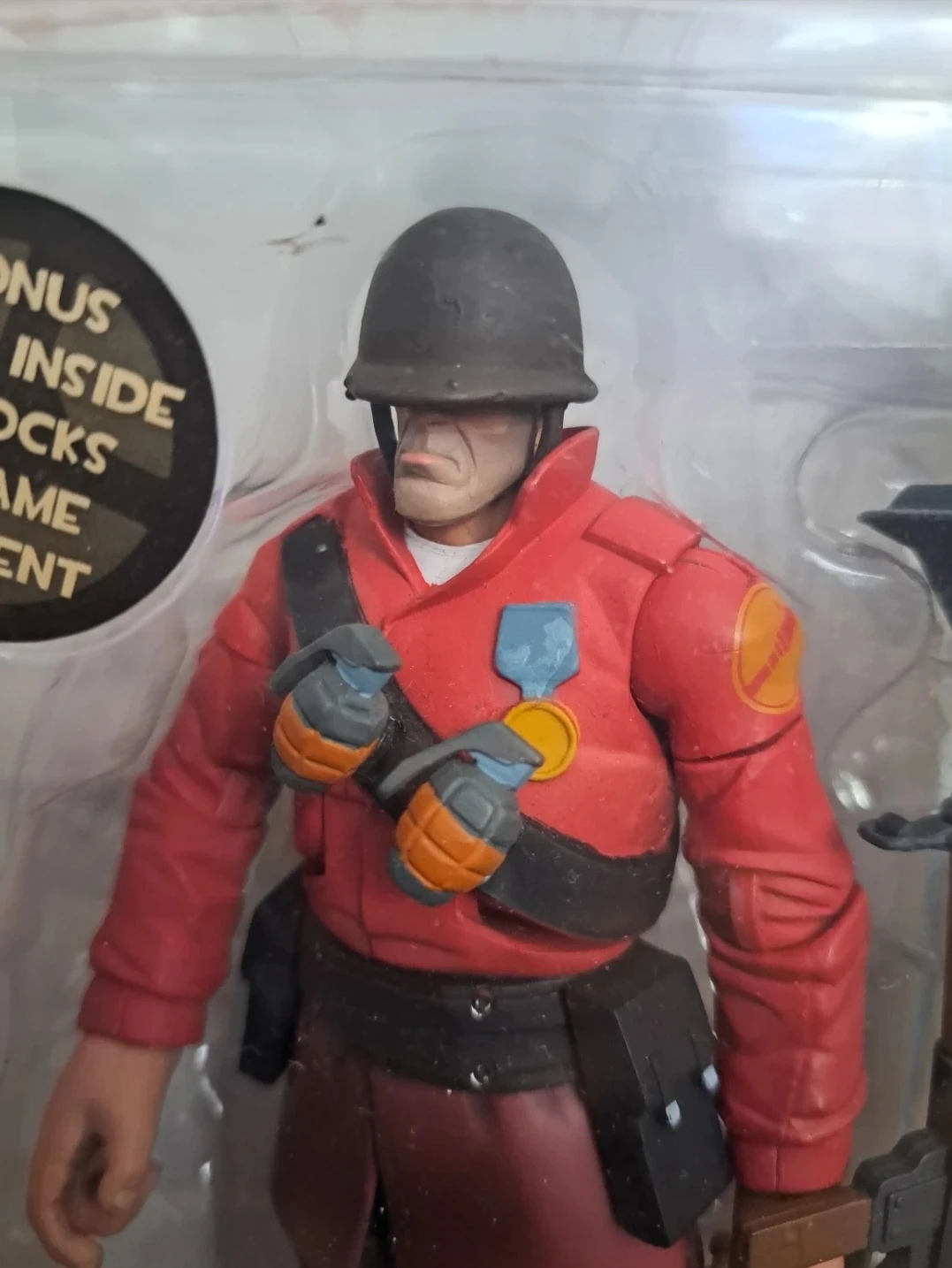 Team Fortress 2 Red Team NECA figures - photo 2