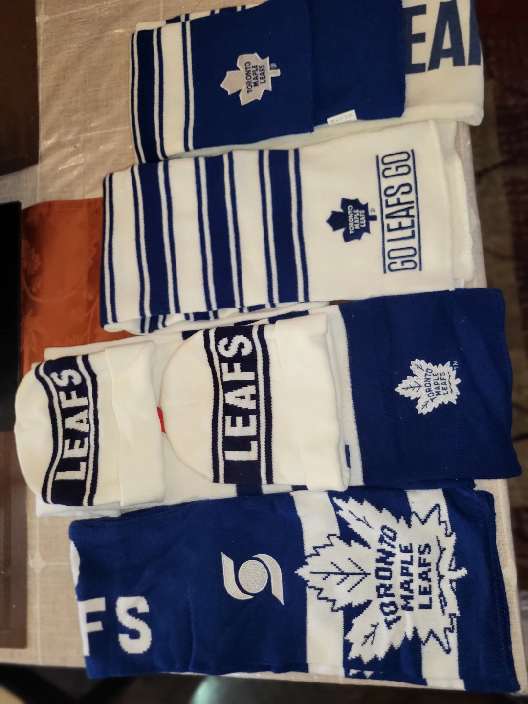 Toronto Maple Leafs Scarf and Toque Set