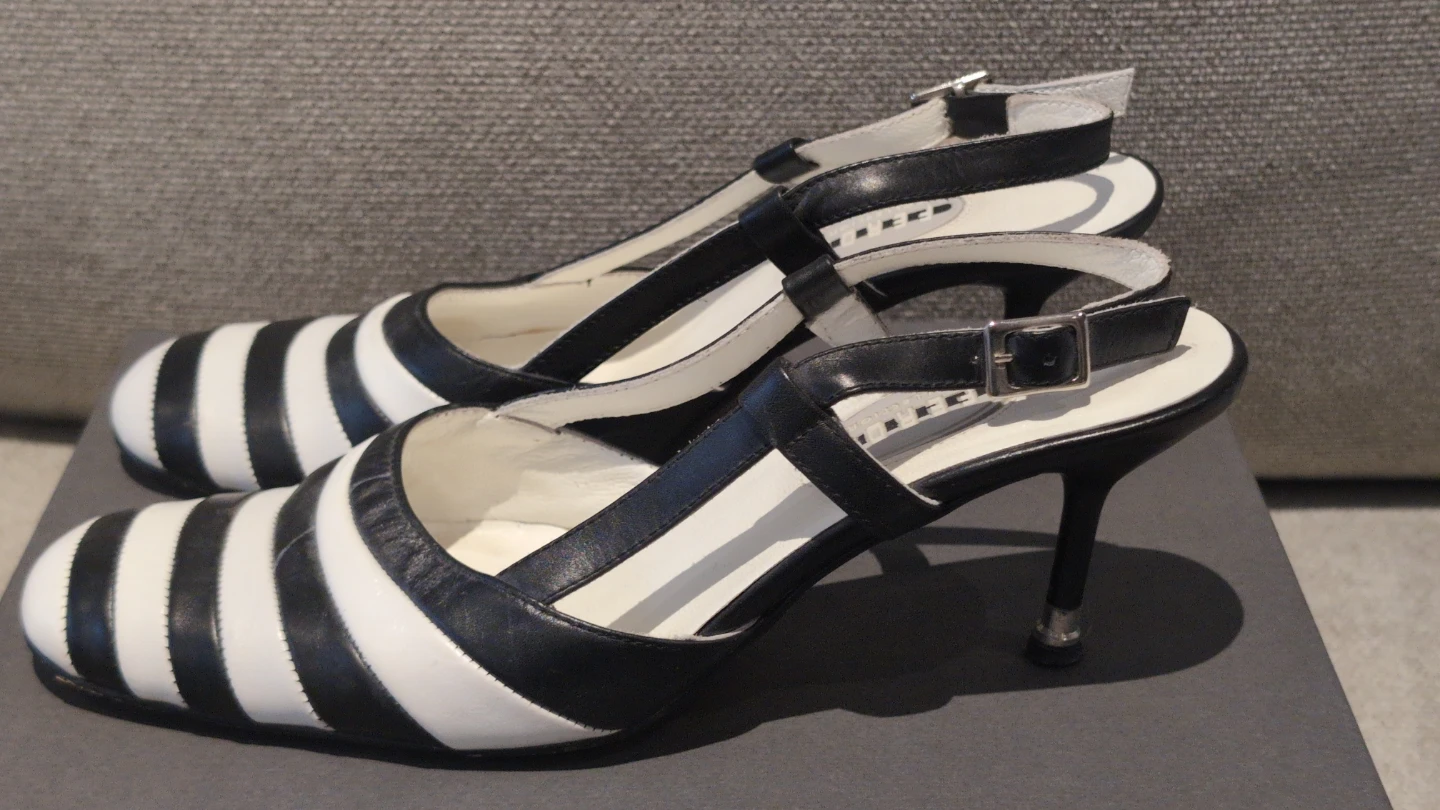 NeroGiardini striped slingback heels size 39 - photo 5