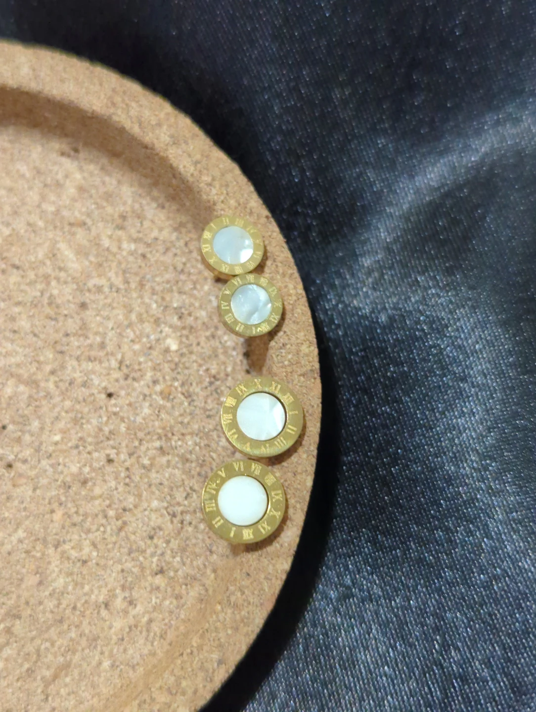 2 Pairs  Roman Numeral Mother of Pearl Buttons - photo 2
